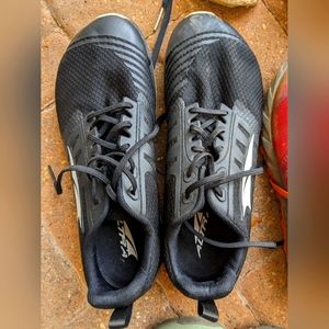 BLACK Altra Solstice Women's Size 8.5 US, great condition Athletic/running shoes